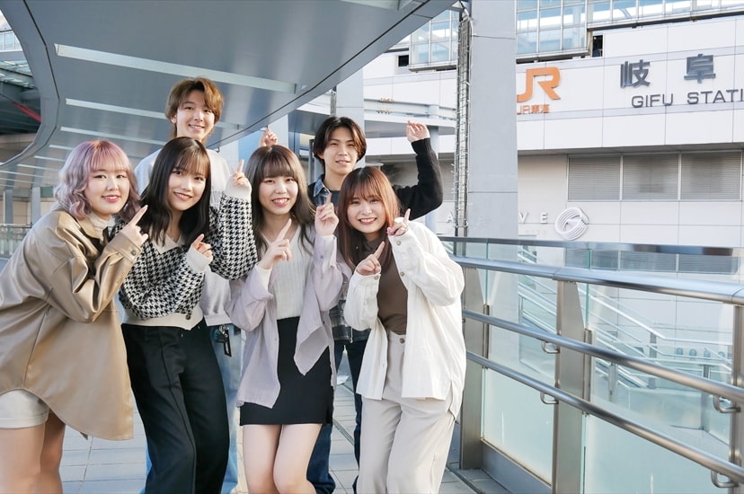 選ばれる理由その5｜とにかく通学しやすい！JR岐阜駅直結